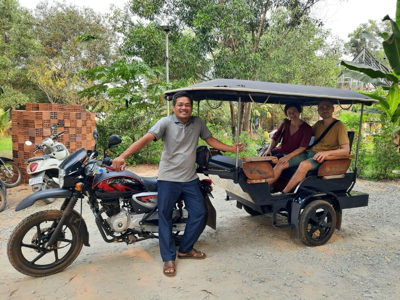 Siem Reap 1 Day Private Tour with Sunrise (Tuk Tuk) Siem Reap 1 Day Private Tour with Sunrise (Tuk Tuk)